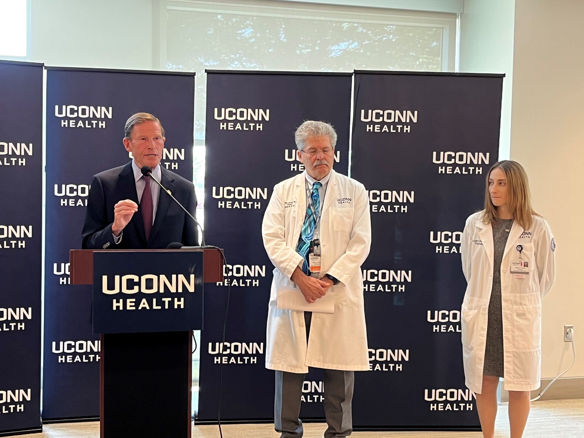 Blumenthal joined UConn Health doctors and pharmacists to introduce new legislation to require labeling of major food allergens or gluten-containing grain on medications. 