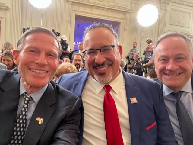 Blumenthal attended President Biden’s ceremony at the White House honoring the UConn Men’s Basketball team for winning the NCAA Division I National Championship. 